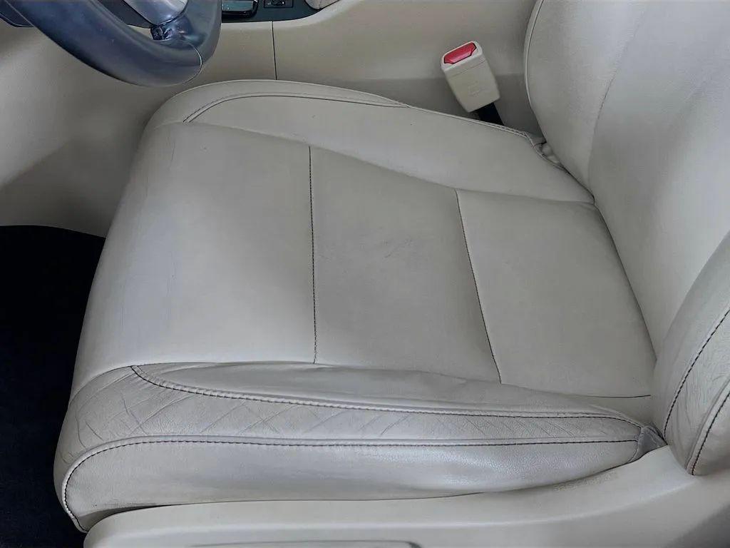 used 2015 Toyota Highlander car, priced at $14,500