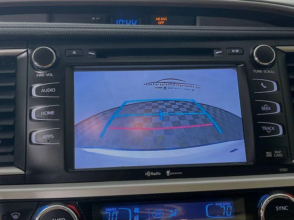 used 2015 Toyota Highlander car, priced at $14,500