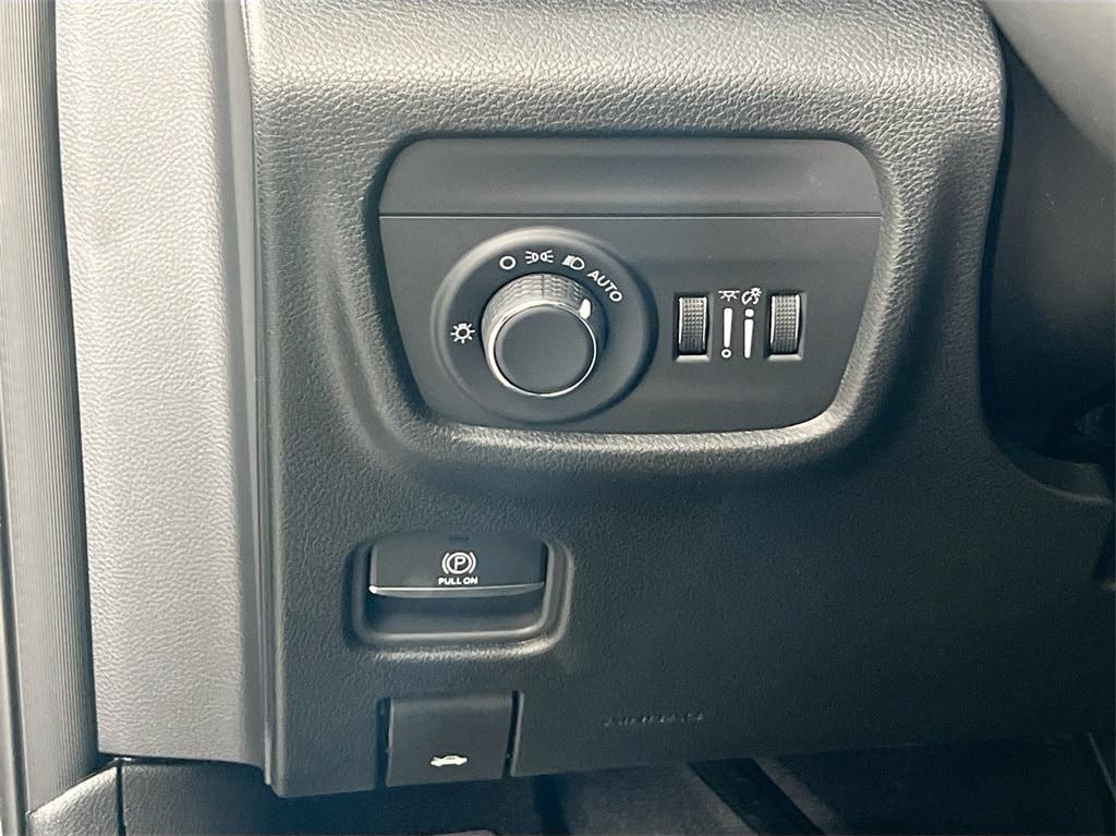 new 2025 Jeep Grand Cherokee car