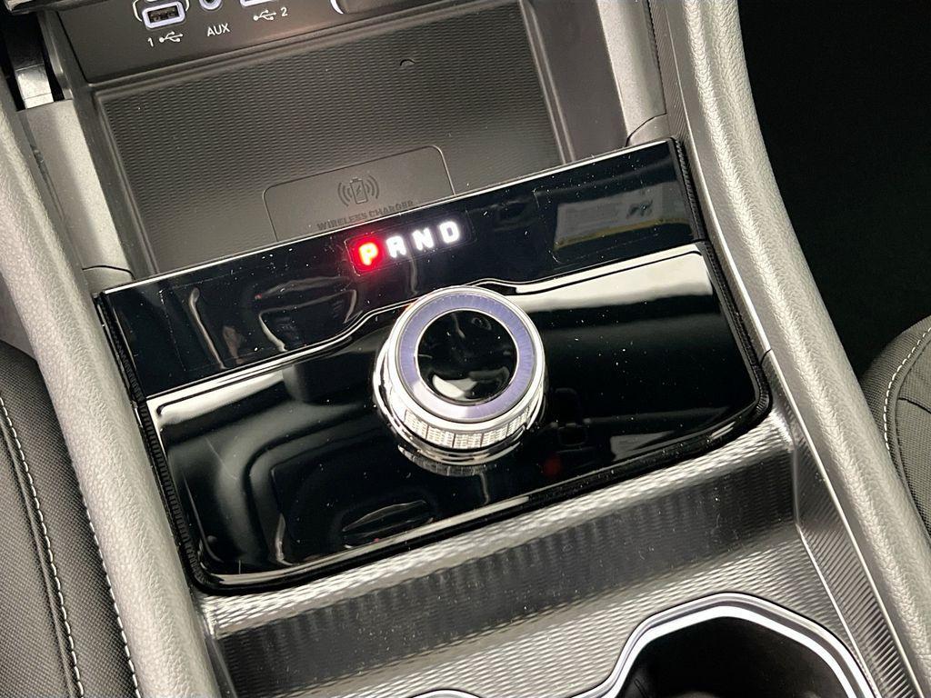 new 2025 Jeep Grand Cherokee car, priced at $41,272
