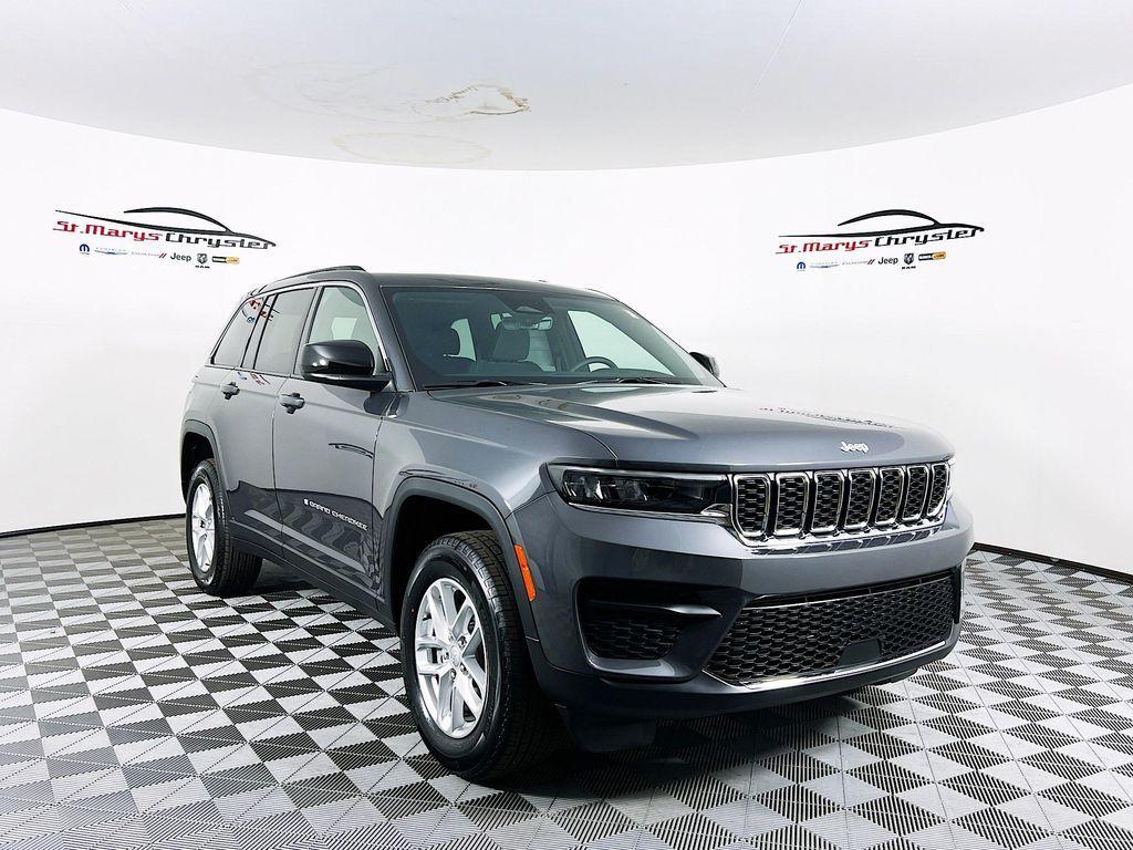 new 2025 Jeep Grand Cherokee car, priced at $41,272