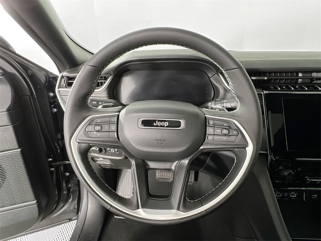 new 2025 Jeep Grand Cherokee car