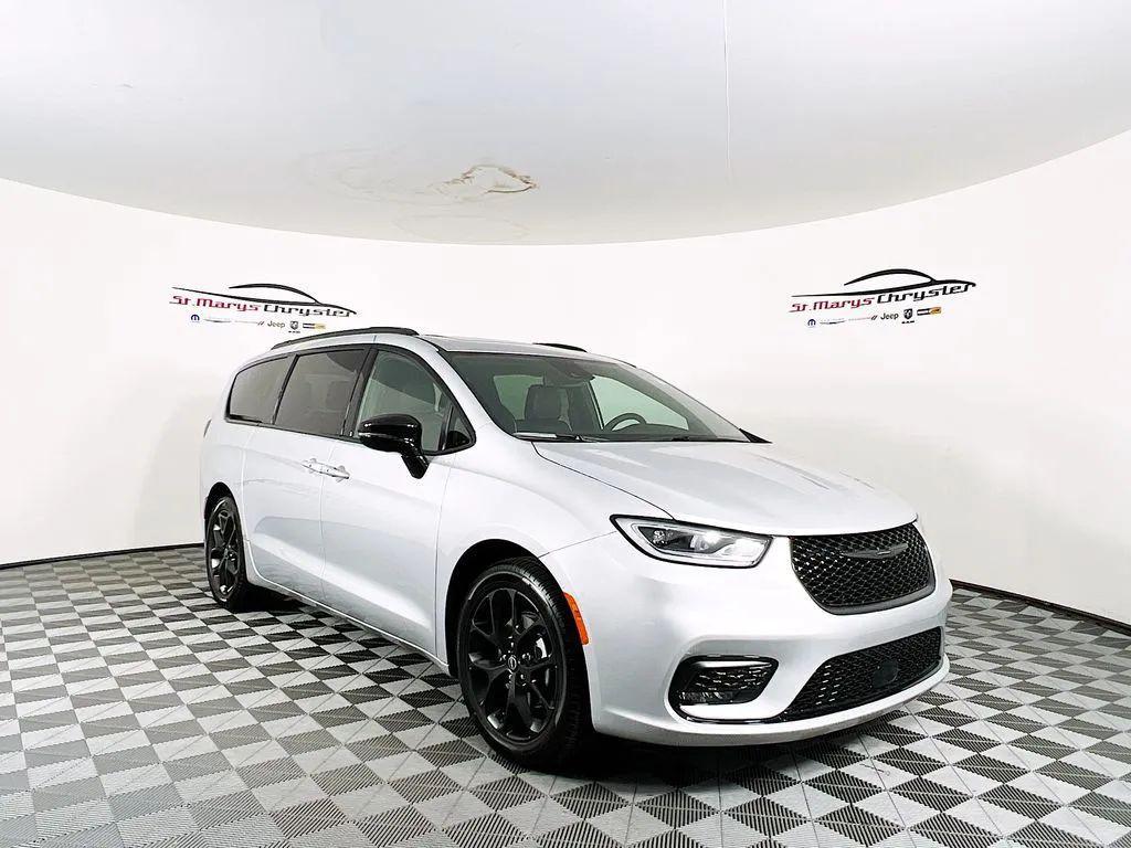 new 2026 Chrysler Pacifica car, priced at $50,480