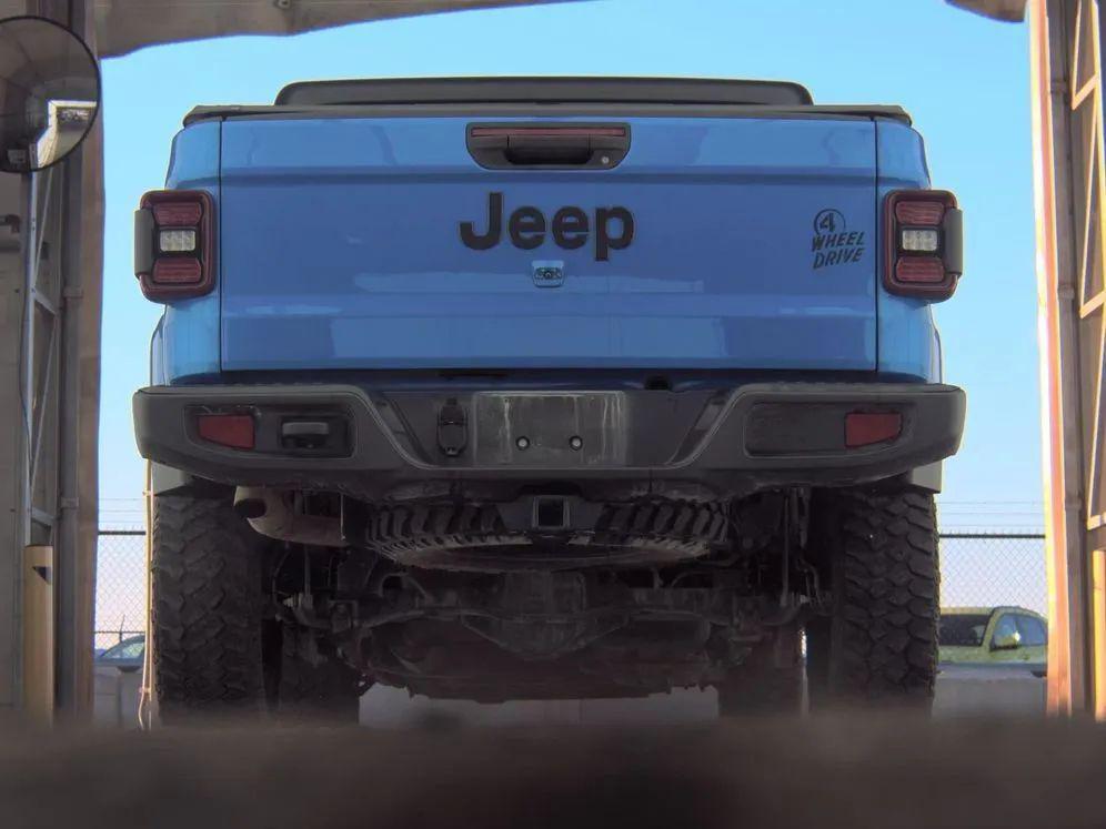 used 2024 Jeep Gladiator car, priced at $34,700