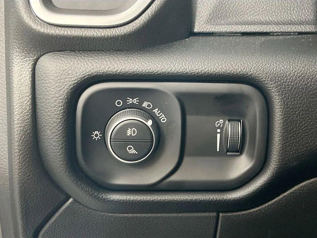 new 2025 Ram 3500 car, priced at $69,291