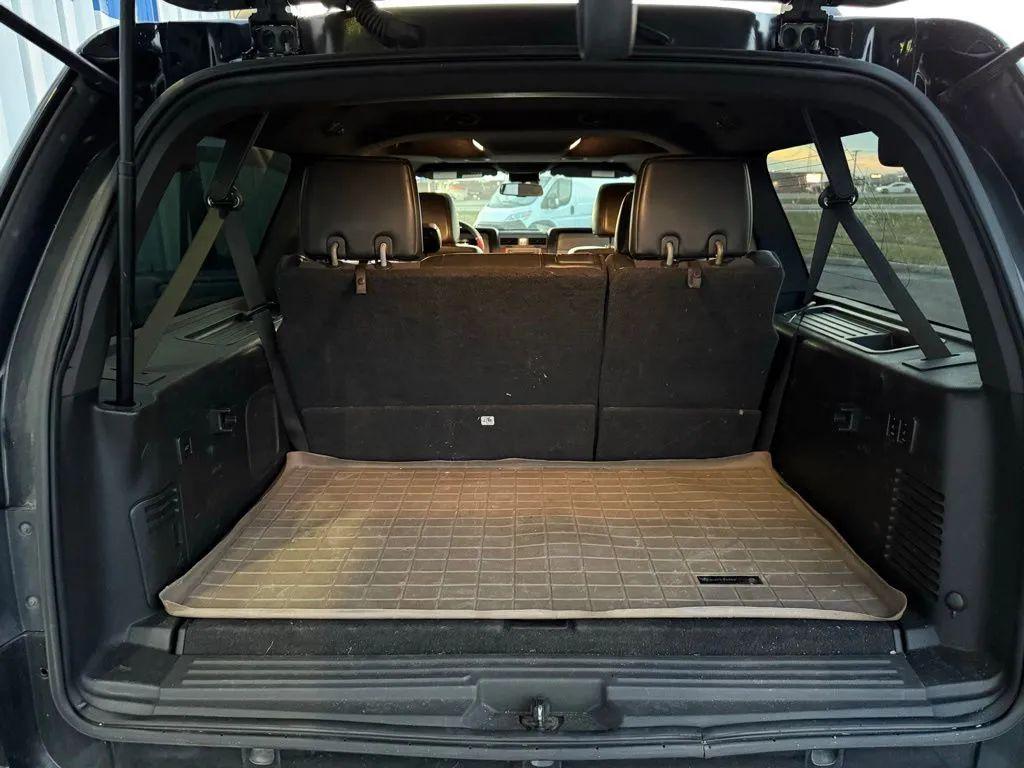 used 2011 Lincoln Navigator car, priced at $12,500