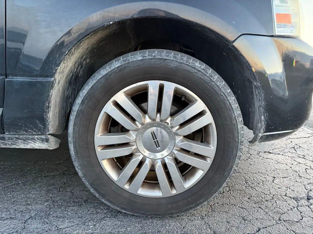 used 2011 Lincoln Navigator car, priced at $12,500