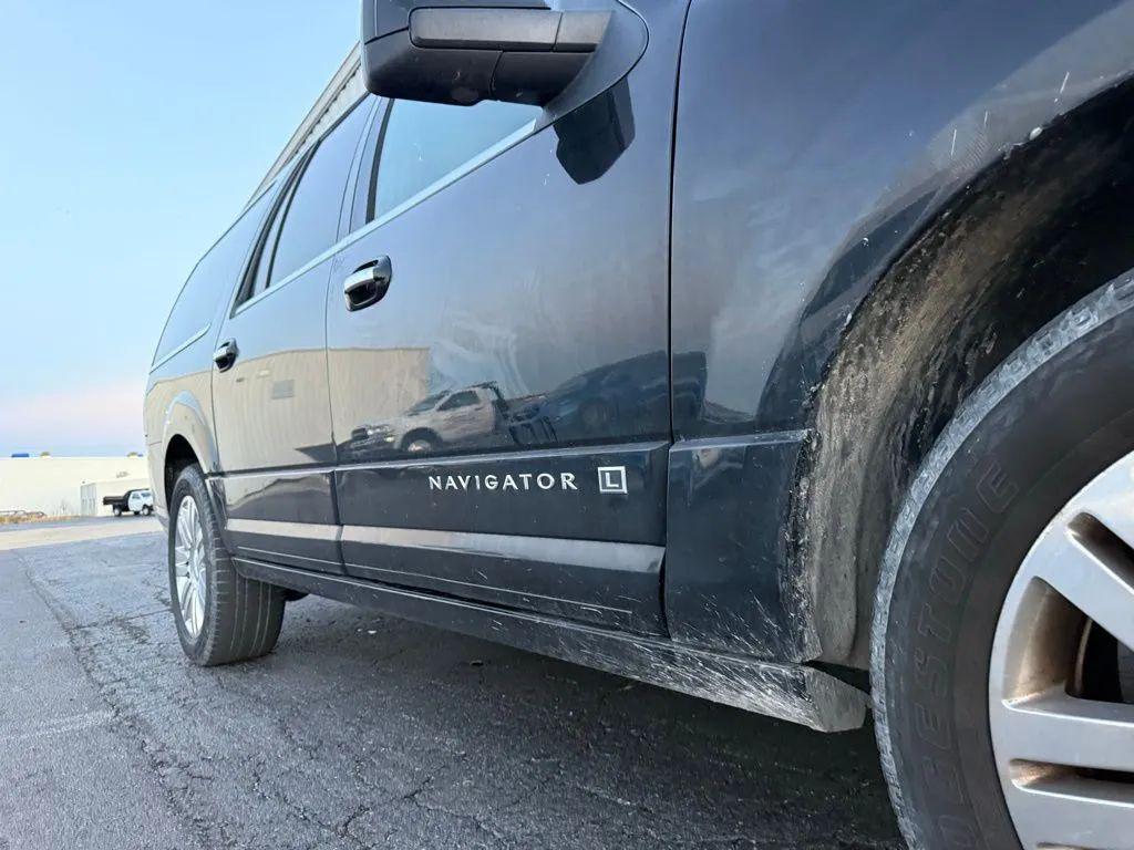 used 2011 Lincoln Navigator car, priced at $12,500