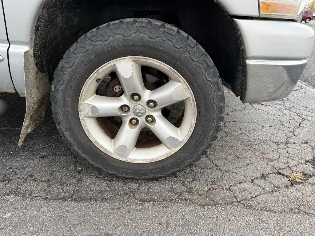 used 2006 Dodge Ram 1500 car, priced at $4,000
