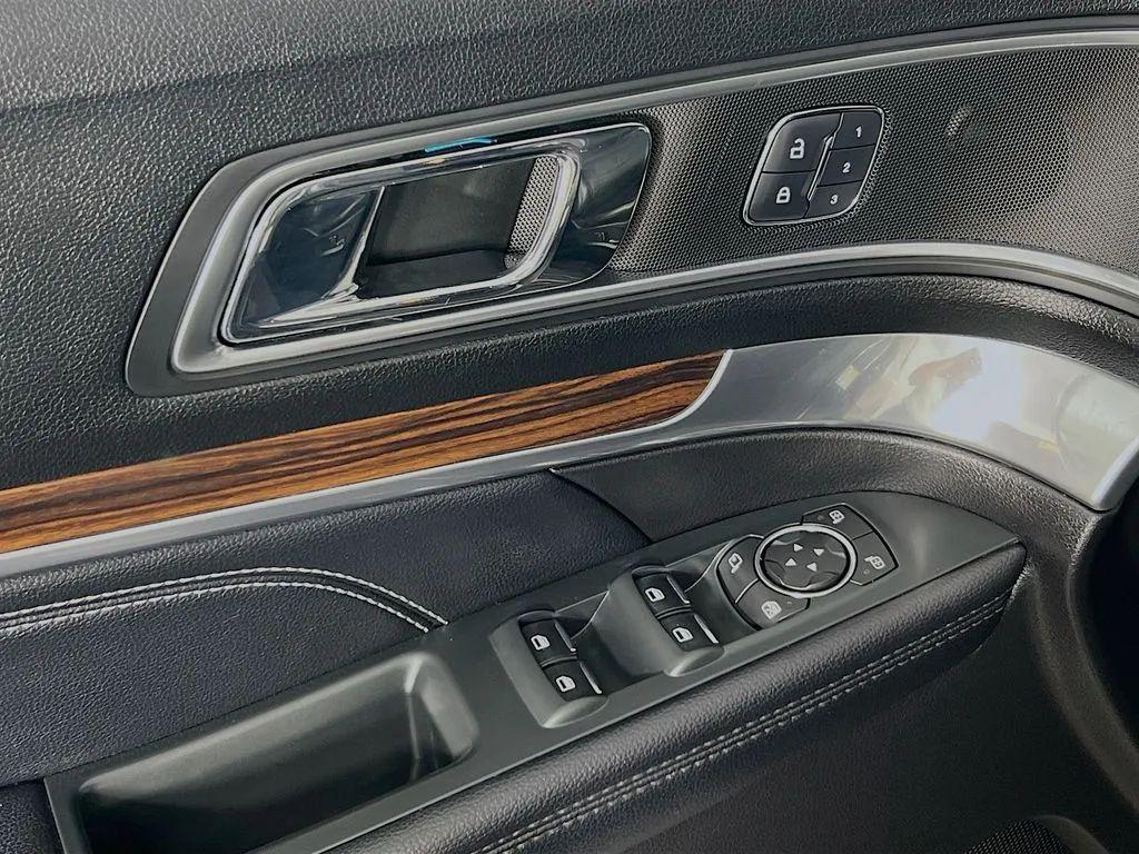 used 2018 Ford Explorer car, priced at $18,900