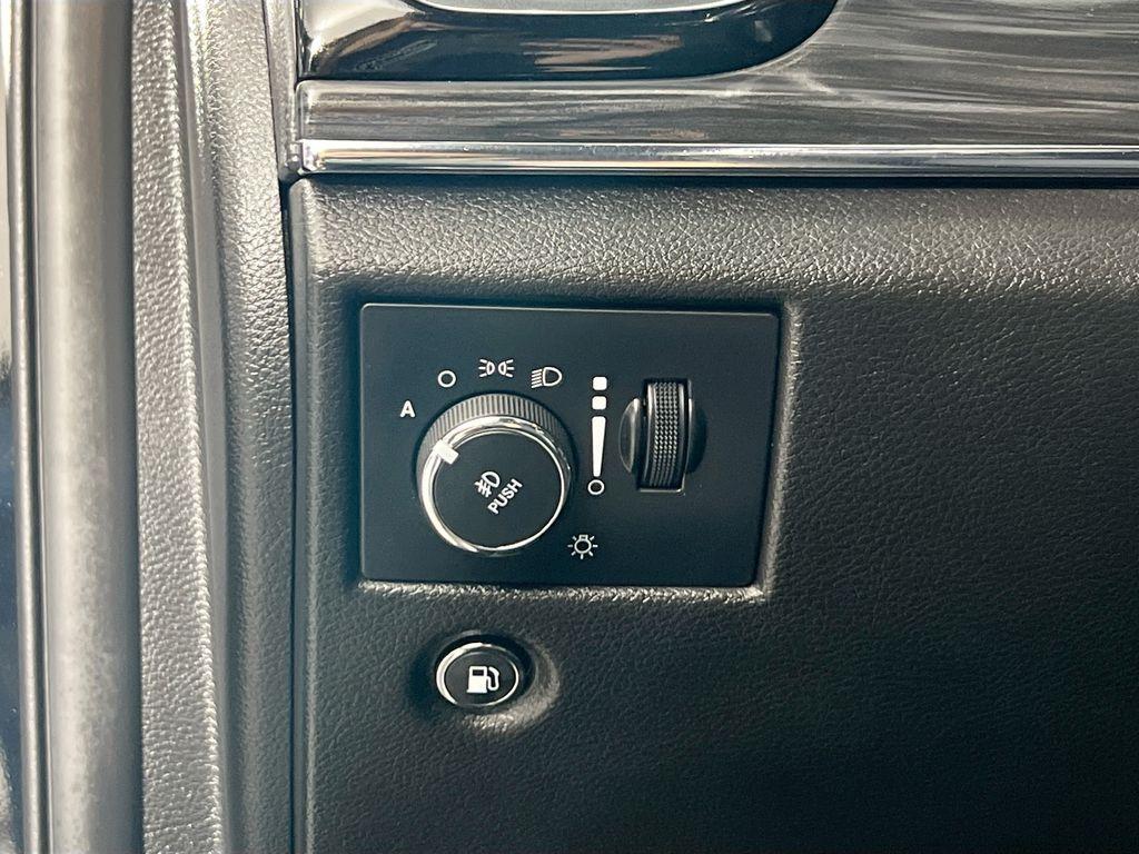 used 2021 Jeep Grand Cherokee car