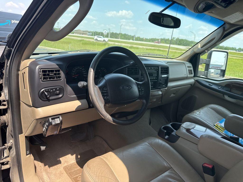 used 2005 Ford Excursion car, priced at $17,000