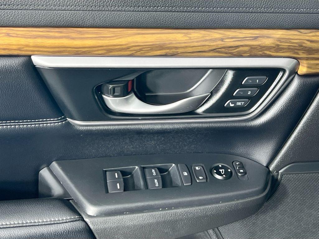 used 2018 Honda CR-V car, priced at $20,300