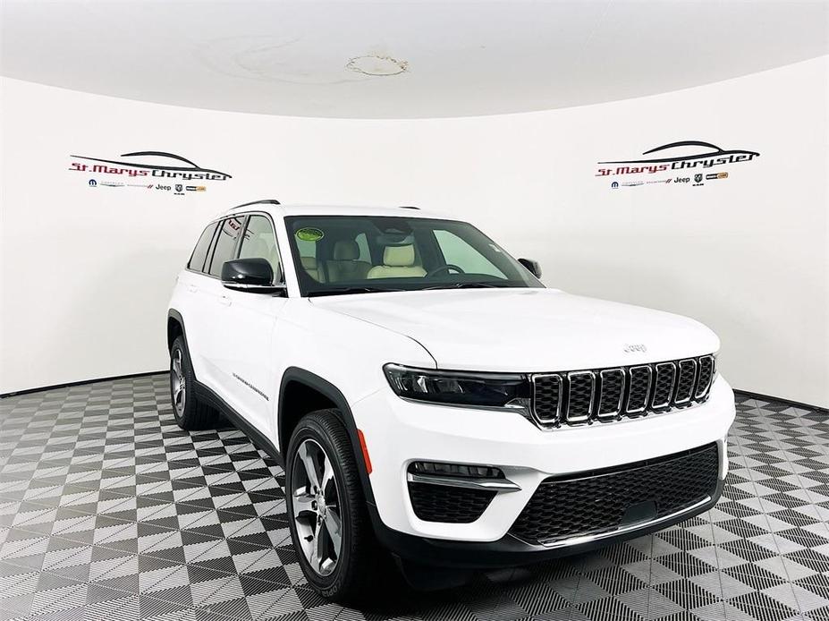 new 2024 Jeep Grand Cherokee car, priced at $51,570