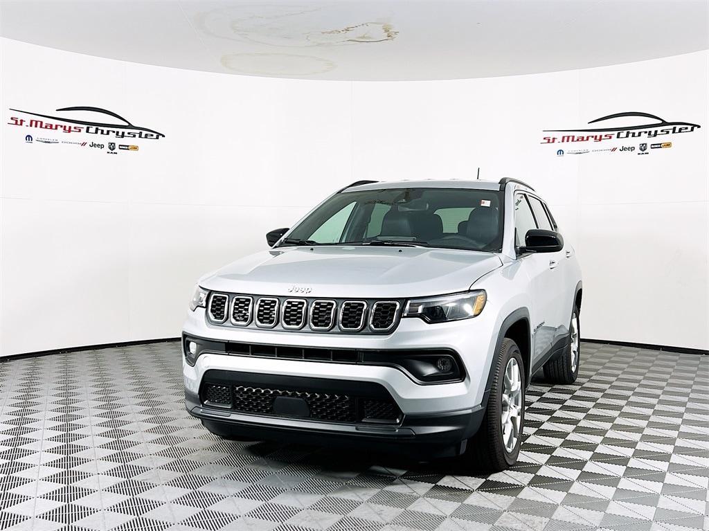 new 2024 Jeep Compass car, priced at $29,585