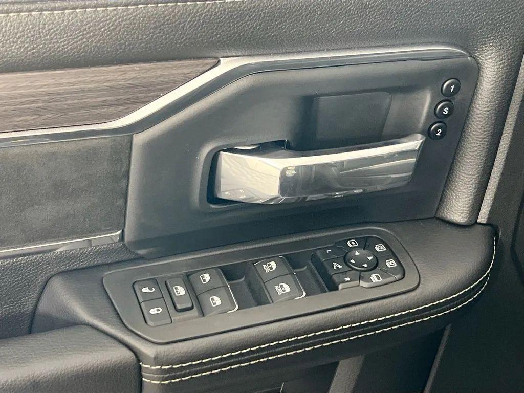 new 2025 Ram 2500 car, priced at $73,387