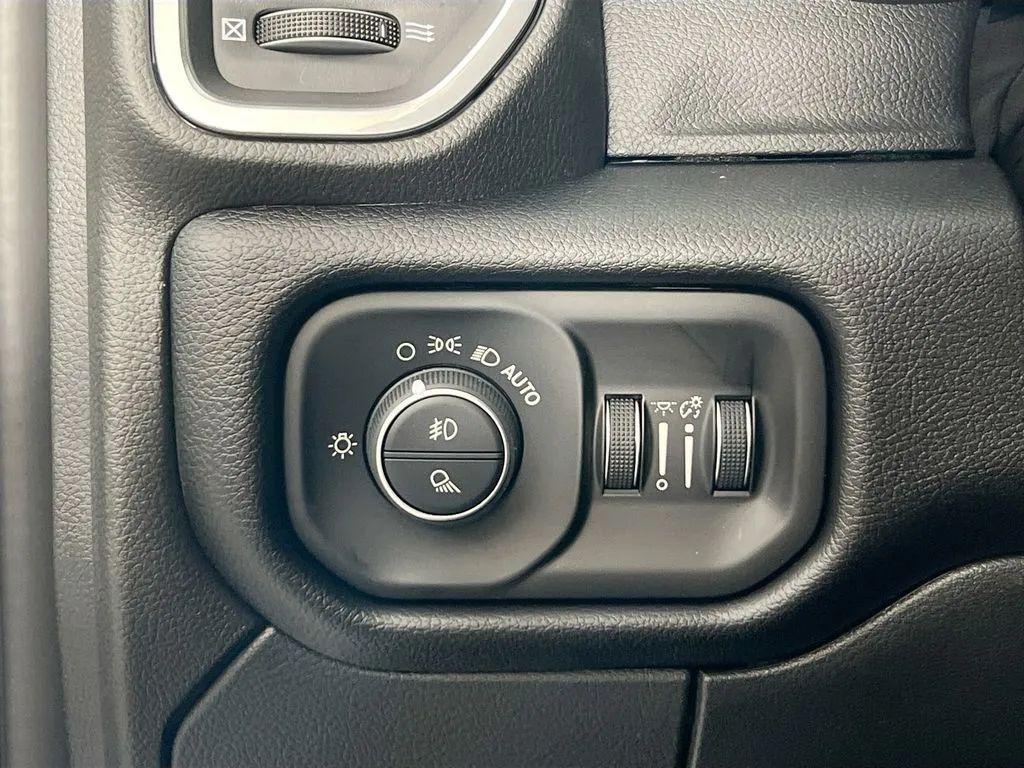 new 2025 Ram 2500 car, priced at $73,387