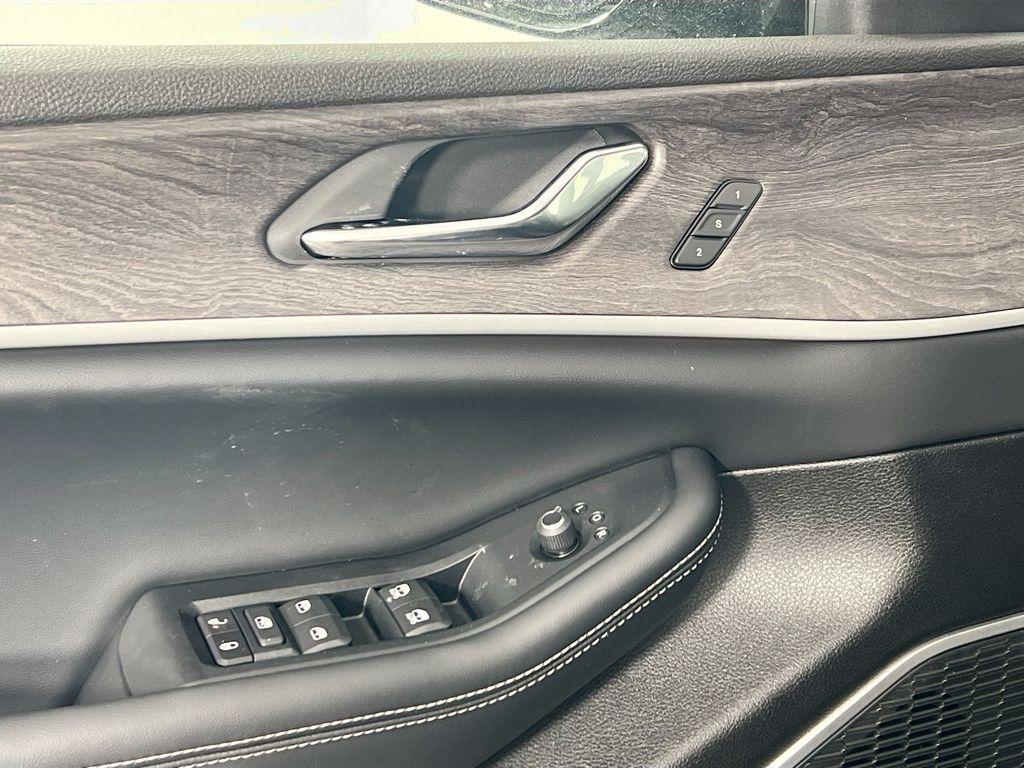 used 2024 Jeep Grand Cherokee 4xe car, priced at $48,500