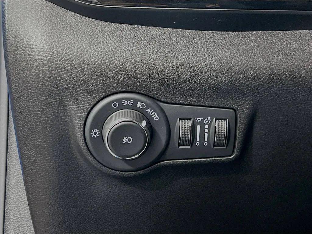 used 2022 Jeep Compass car, priced at $23,000