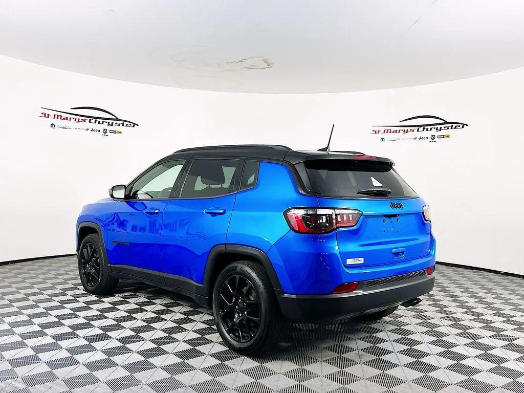 used 2022 Jeep Compass car, priced at $23,000