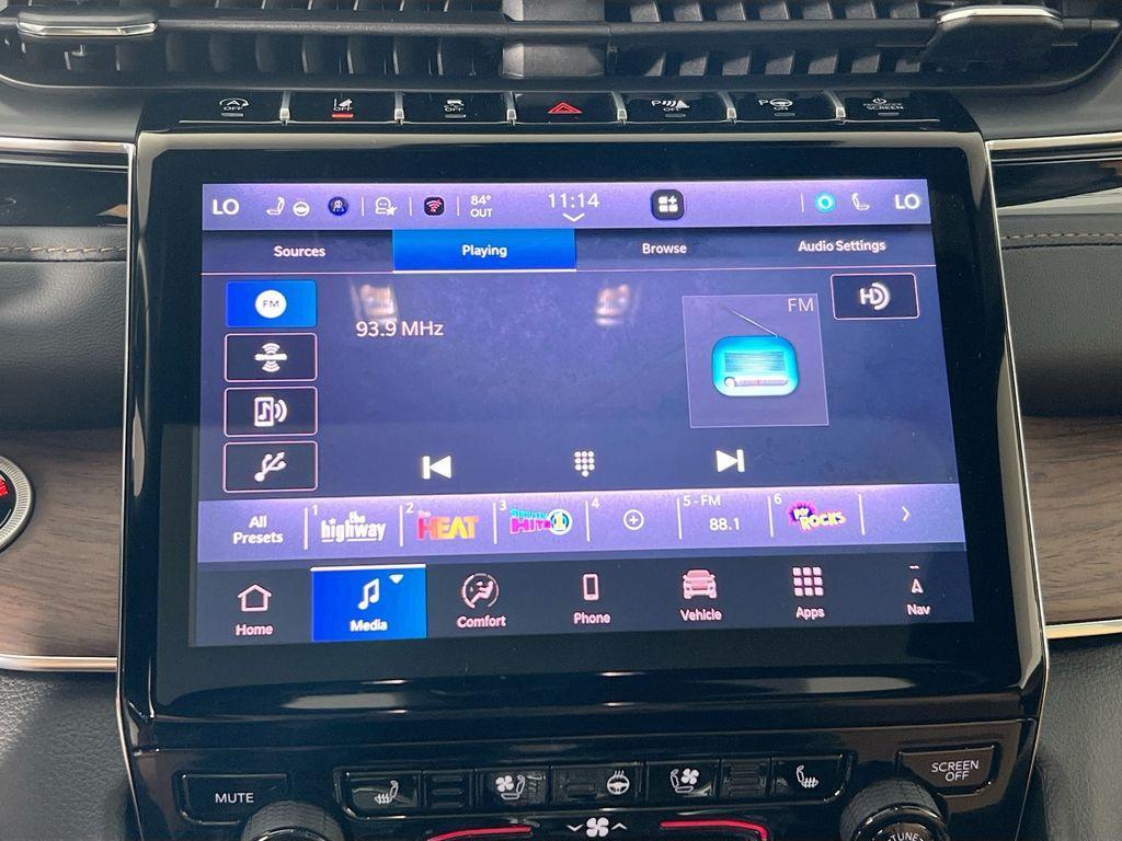 new 2025 Jeep Grand Cherokee car, priced at $58,890