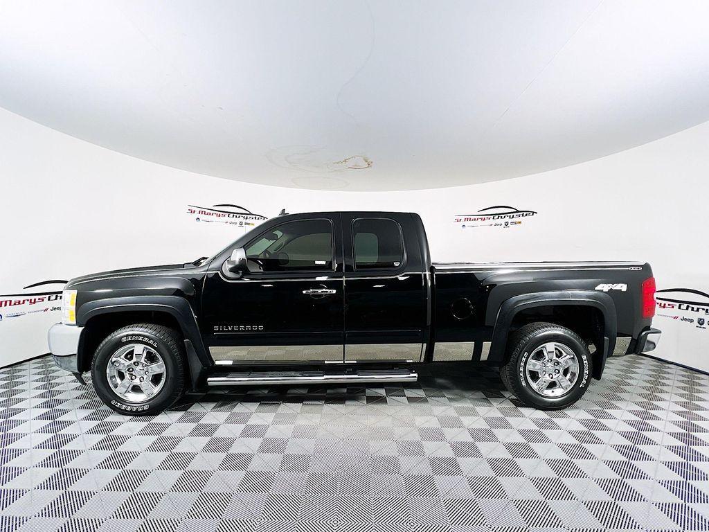 used 2013 Chevrolet Silverado 1500 car, priced at $14,500