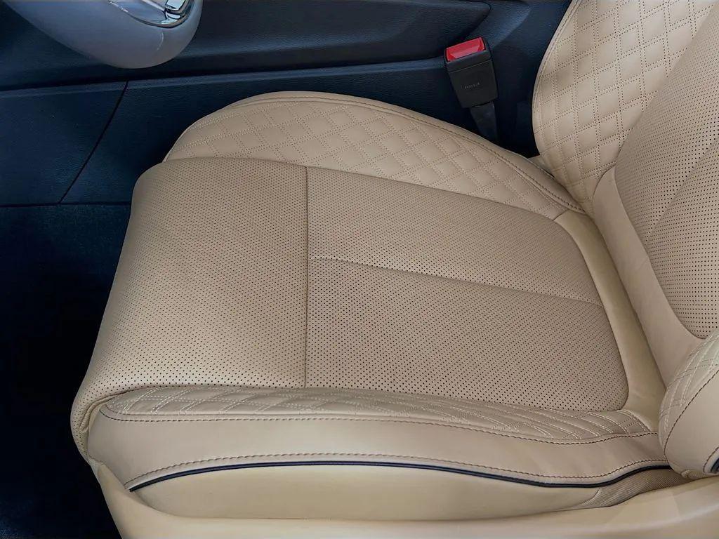 new 2025 Jeep Grand Cherokee car, priced at $63,765