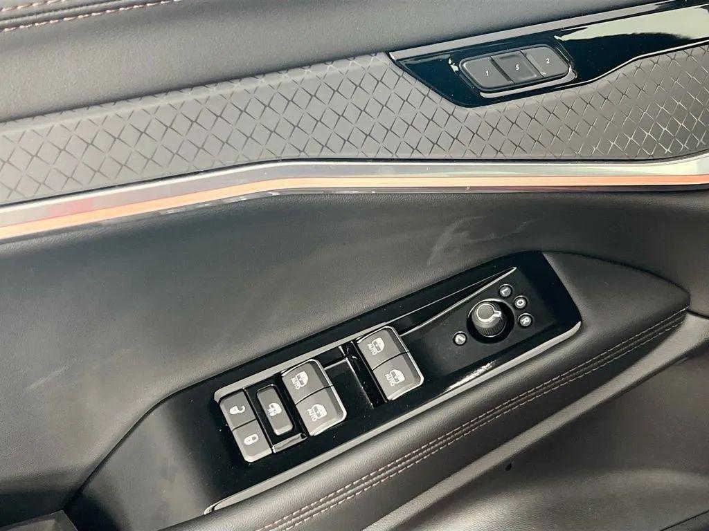 new 2025 Jeep Wagoneer S car, priced at $56,996