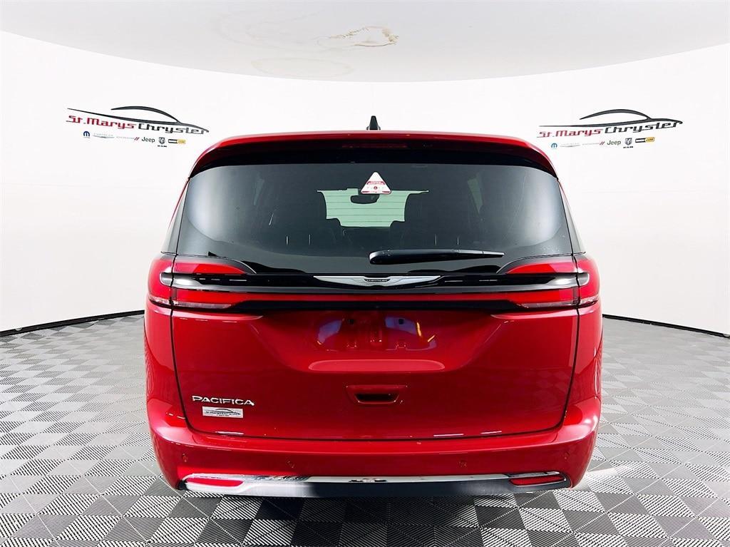 new 2025 Chrysler Pacifica car