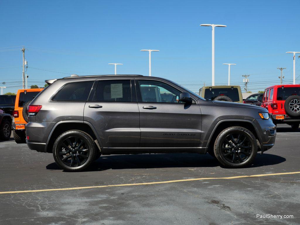 used 2018 Jeep Grand Cherokee car, priced at $21,500