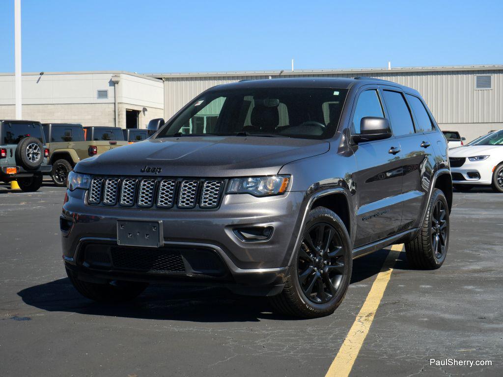 used 2018 Jeep Grand Cherokee car, priced at $21,500