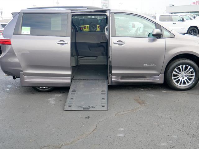 used 2020 Toyota Sienna car, priced at $59,995