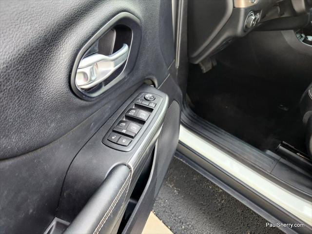 used 2016 Jeep Cherokee car, priced at $16,995