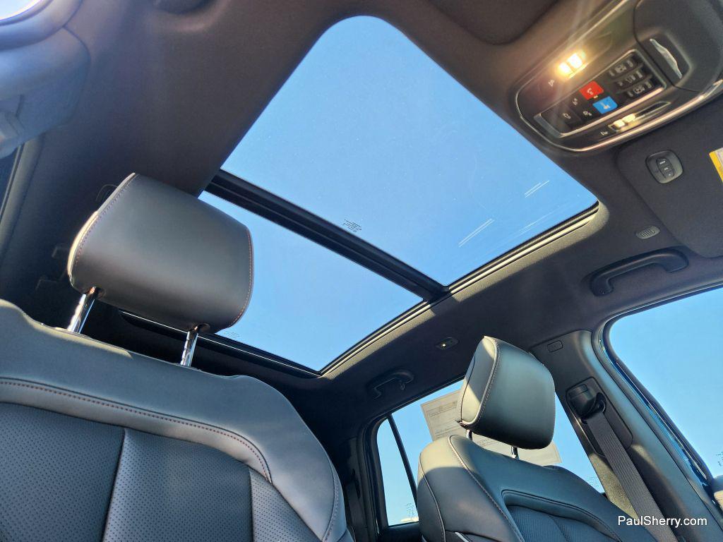 new 2025 Jeep Wagoneer S car, priced at $53,995