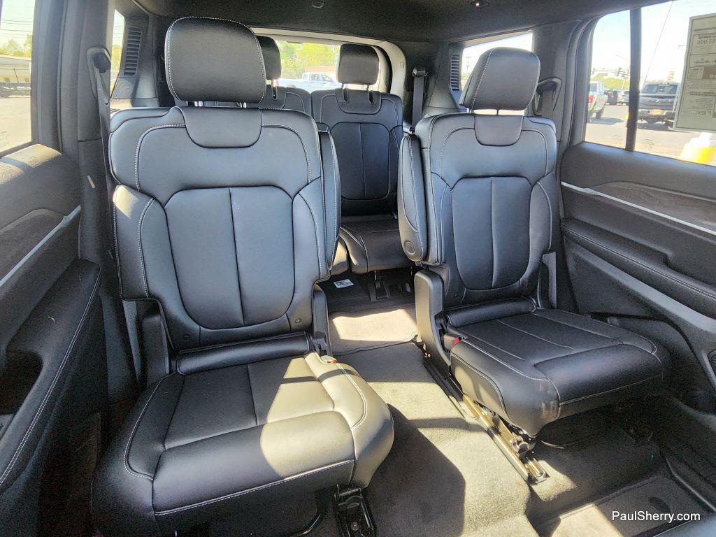 new 2025 Jeep Grand Cherokee L car, priced at $48,133