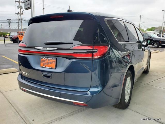 new 2025 Chrysler Pacifica car, priced at $44,995