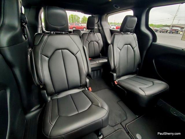new 2025 Chrysler Pacifica car, priced at $44,995