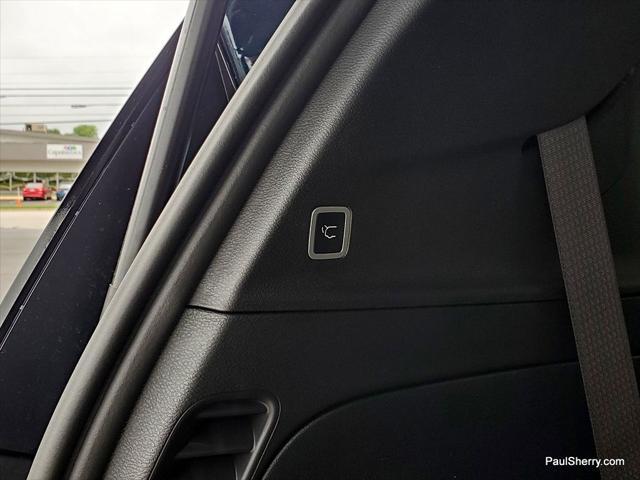 new 2025 Chrysler Pacifica car, priced at $44,995