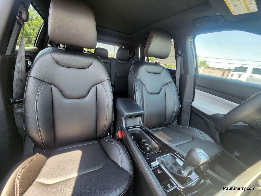 new 2025 Jeep Compass car, priced at $35,495