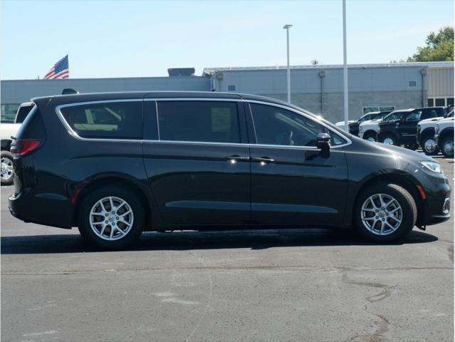 used 2023 Chrysler Pacifica car, priced at $27,995