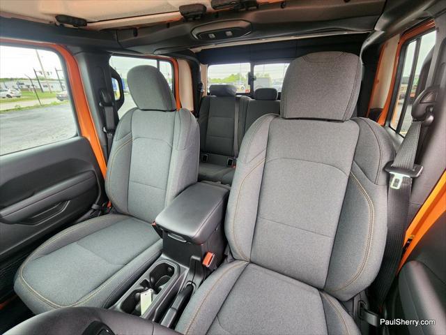 new 2025 Jeep Gladiator car, priced at $50,995
