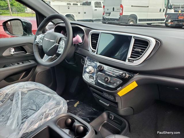 new 2025 Chrysler Voyager car, priced at $39,995