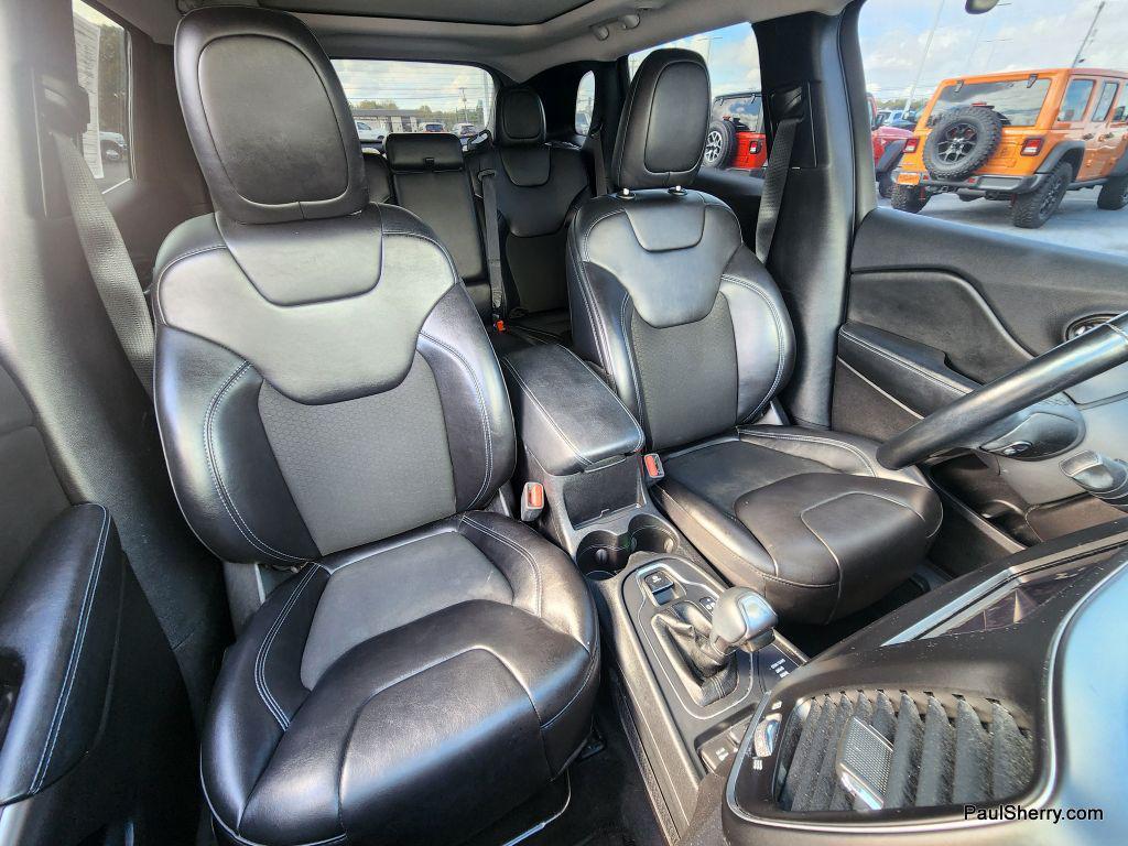 used 2021 Jeep Cherokee car, priced at $20,224
