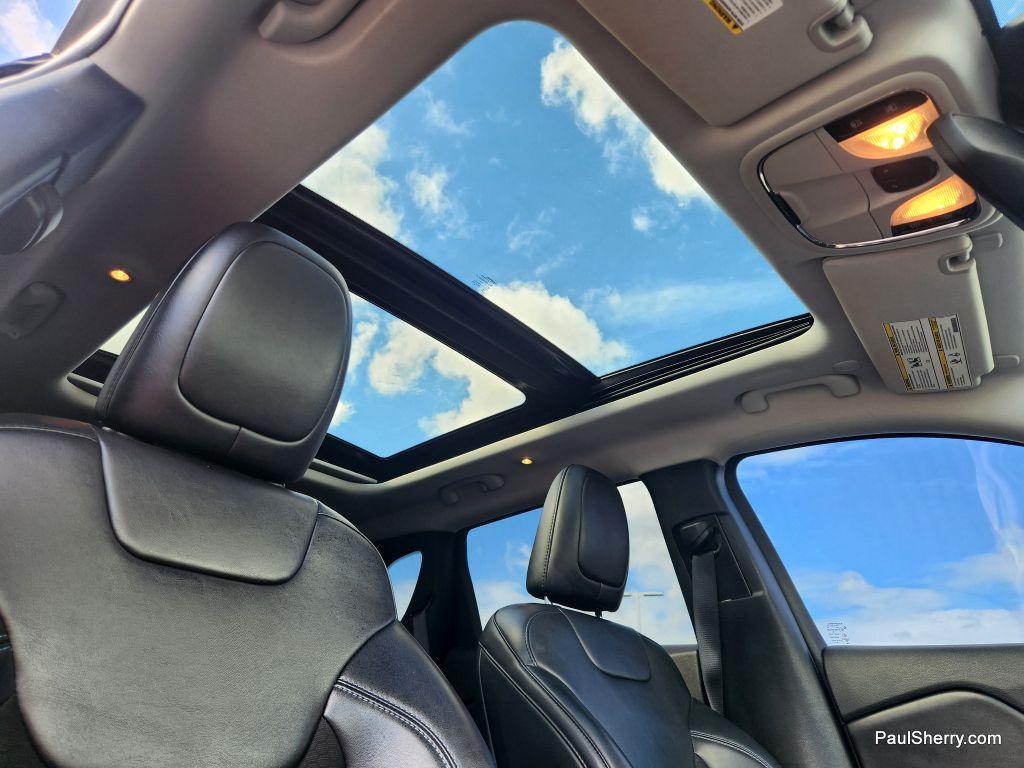 used 2021 Jeep Cherokee car, priced at $20,224