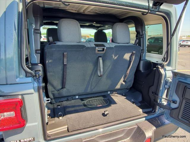 new 2025 Jeep Wrangler car, priced at $48,595