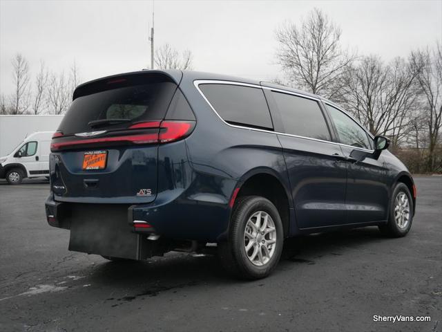 new 2024 Chrysler Pacifica car, priced at $61,995