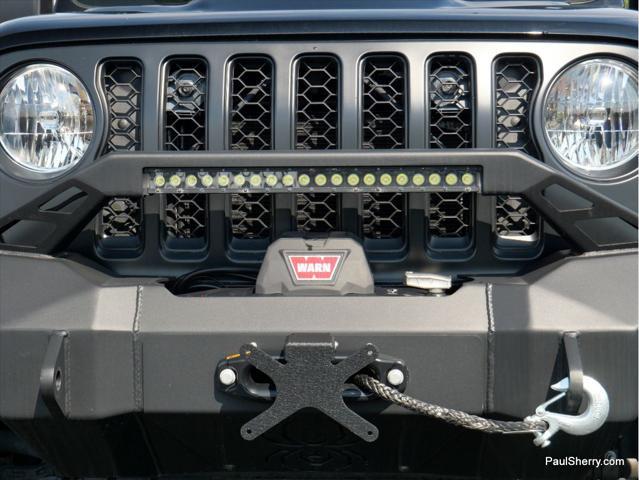 used 2022 Jeep Gladiator car, priced at $50,995