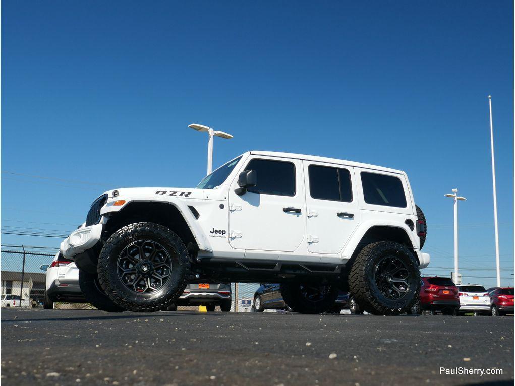 new 2025 Jeep Wrangler car, priced at $69,995
