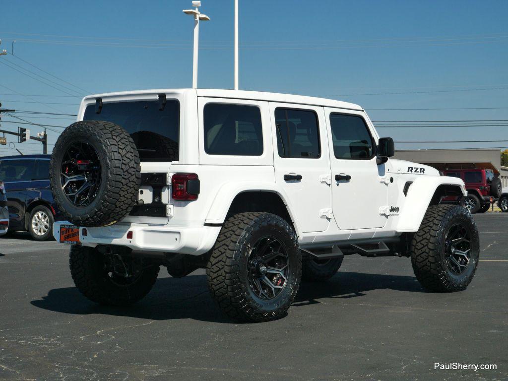 new 2025 Jeep Wrangler car, priced at $69,995