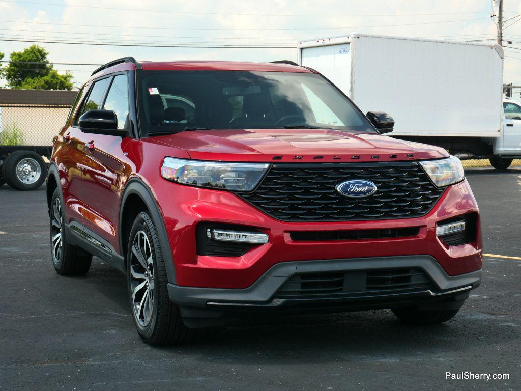 used 2022 Ford Explorer car, priced at $29,637